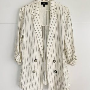 Oversized pin stripe blazer
